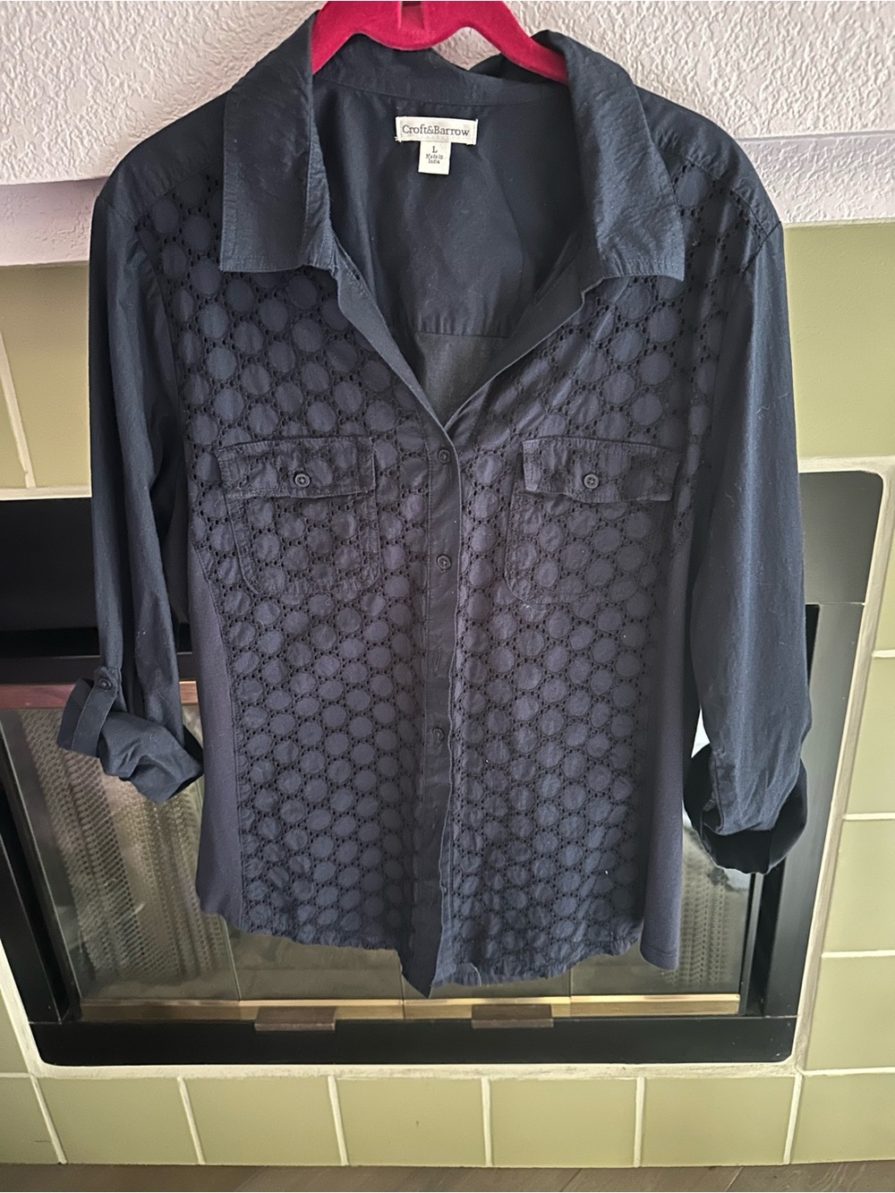 Croft & Barrow💙💙 Navy Eyelet Button-Up Blouse (Large)🔷🔷